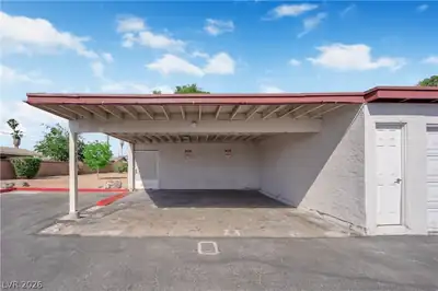 193 Greenbriar Townhouse Way, Las Vegas, NV 89121 
