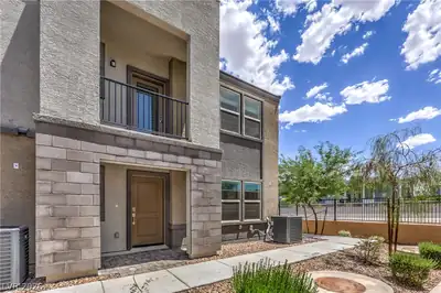 6197 Garden Crest Street Las Vegas, NV 89148