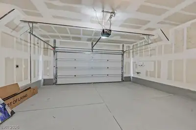 3755 Sonrisa Vista Avenue Garage