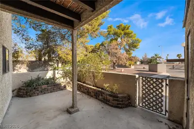 3929 South Torrey Pines Drive Patio