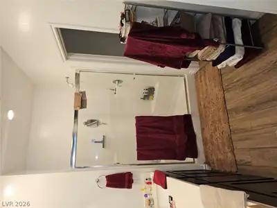 267 Cordelia Cove Avenue 814 Primary Bathroom