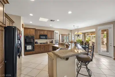 4765 Regalo Bello Street, Las Vegas, NV 89135 Kitchen