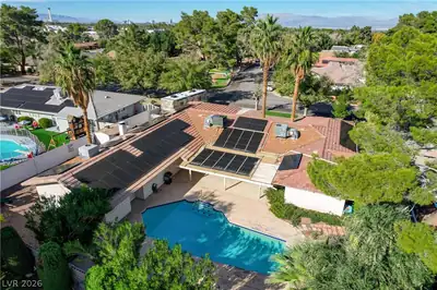 3689 North Rosecrest Circle, Las Vegas