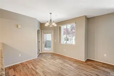50 Aura De Blanco Street 19103 Dining Area