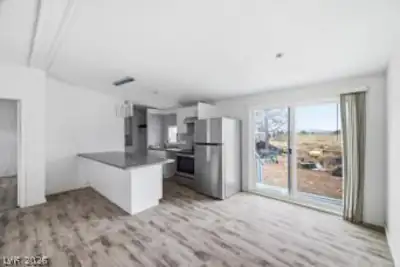 961 West Elderberry Street, Pahrump