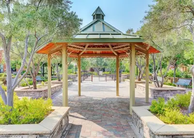 2021 Brush Stroke Street, Henderson, NV 89044 Yard