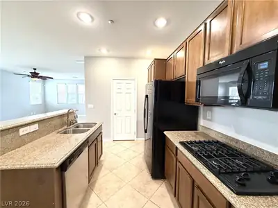 2021 Brush Stroke Street, Henderson, NV 89044 Kitchen
