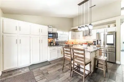 1889 Cane Hill Drive, Las Vegas, NV 89142 Kitchen