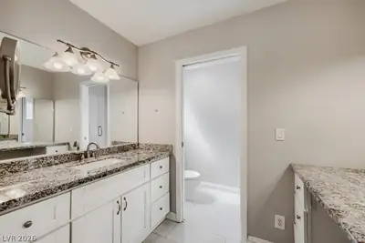 204 Tamarack Drive, Henderson, NV 89002 Primary Bathroom