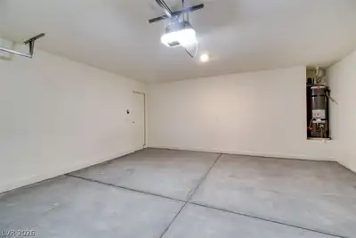 1705 Cowboy Path Avenue, North Las Vegas, NV 89032 Garage