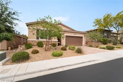 8651 Loretta Bay Street, Las Vegas, NV 89178 
