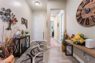 8651 Loretta Bay Street, Las Vegas, NV 89178 