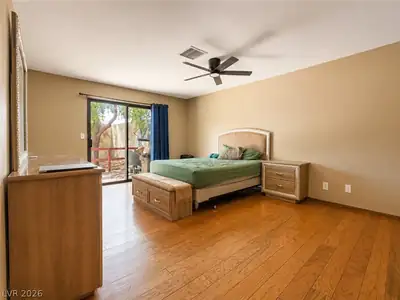 2521 Swan Lane, Las Vegas, NV 89121 Primary Bedroom