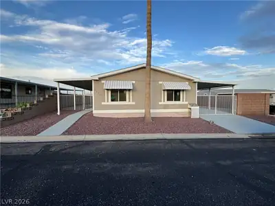 3250 Del Monte Street, Laughlin, NV 89029 Front of Structure