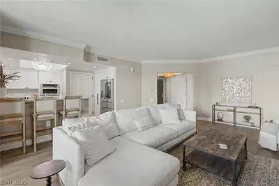 2777 Paradise Road 801 