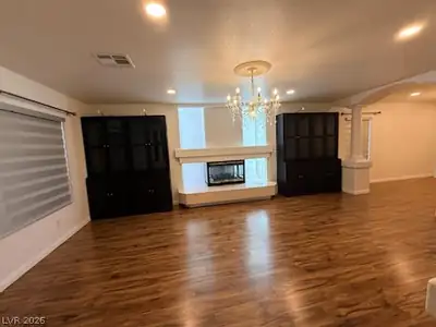 9121 Teal Lake Court Living Room