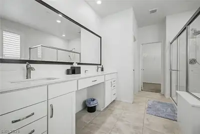 2936 Duverney Avenue, Henderson, NV 89044 Primary Bathroom