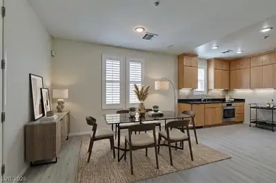2019 Rockburne Street Dining Area