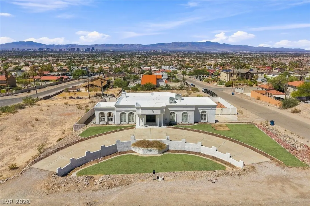 435 Los Feliz Street, Las Vegas, NV 89110