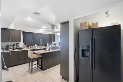 435 Los Feliz Street, Las Vegas, NV 89110 Kitchen