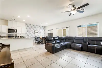 1087 Gentle Swan Street Living Room