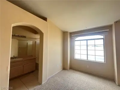 913 Nevada Sky Street Primary Bedroom