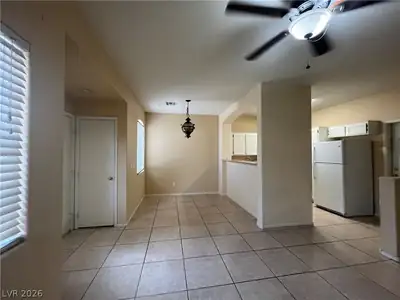 913 Nevada Sky Street Dining Area