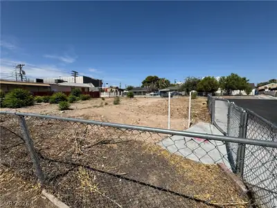 1712 Lewis Ave Lot