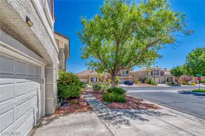 1041 VENETIAN HILLS Lane, Las Vegas, NV 89144 