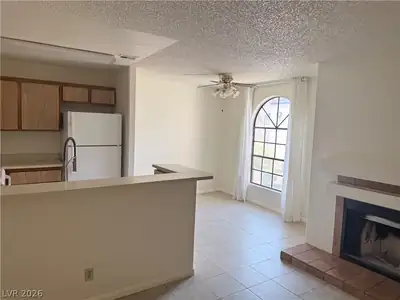 2980 JUNIPER HILLS BL Boulevard 204 Living Room
