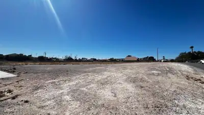 Bermuda Lot
