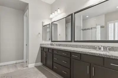 257 Evante Street, Las Vegas, NV 89138 Primary Bathroom