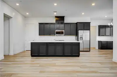 372 Portia Village Drive, Henderson, NV 89011 Kitchen