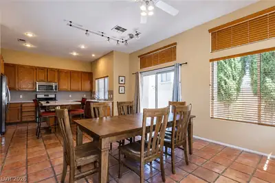 9208 Pitching Wedge Drive, Las Vegas, NV 89134 Kitchen