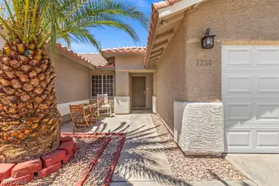 1228 Autumn Ridge Circle, North Las Vegas, NV 89031 Front of Structure