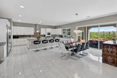320 Highspring Street, Las Vegas, NV 89138 Kitchen