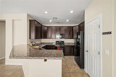 32 Buffalo Gap Court, North Las Vegas, NV 89084 Kitchen