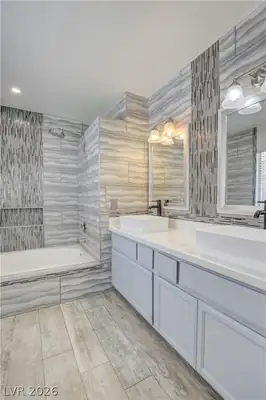 3557 Sedwick Drive n/a Primary Bathroom