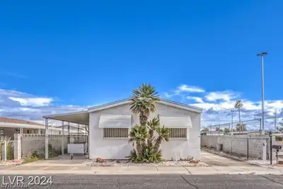3350 Isle Royale Drive, Las Vegas