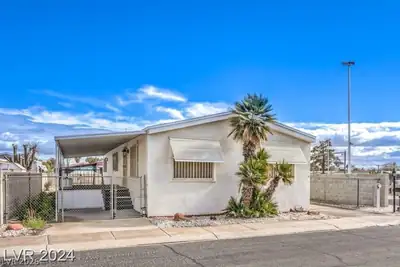 3350 Isle Royale Drive, Las Vegas, NV 89122 