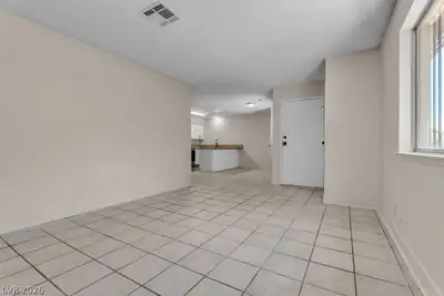 817 Mantis Way 2 Living Room