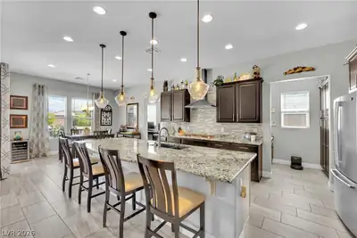 9802 Yellow Shadow Avenue, Las Vegas, NV 89149 Kitchen