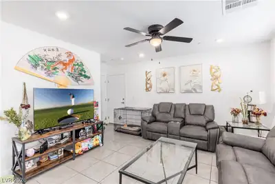 3634 Alpheus River Avenue, Las Vegas, NV 89106 Living Room