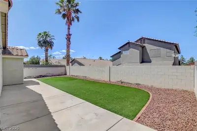 980 Sand Coral Drive, Las Vegas, NV 89123 Yard