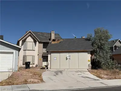 1905 Caviar Drive, Las Vegas, NV 89108 Front of Structure