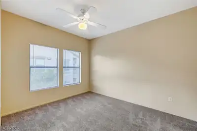 8250 North GRAND CANYON Drive 2093 Bedroom