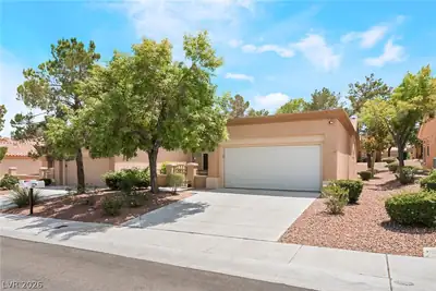 9333 Fresh Spring Drive, Las Vegas