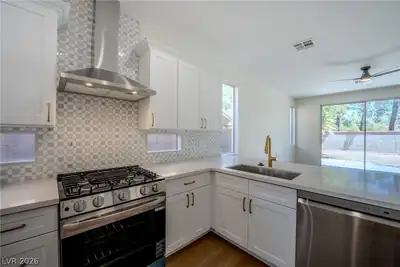 1832 Spring Summit Lane, Las Vegas, NV 89134 Kitchen