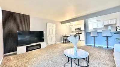 4410 Sandy River Drive 23 Living Room