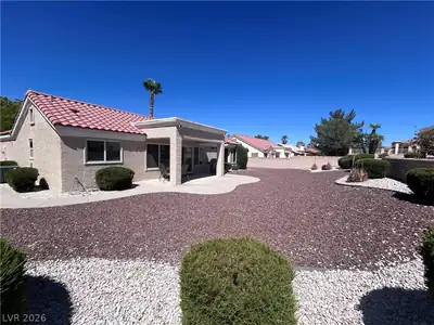 8905 Evening Star Drive, Las Vegas, NV 89134 Yard